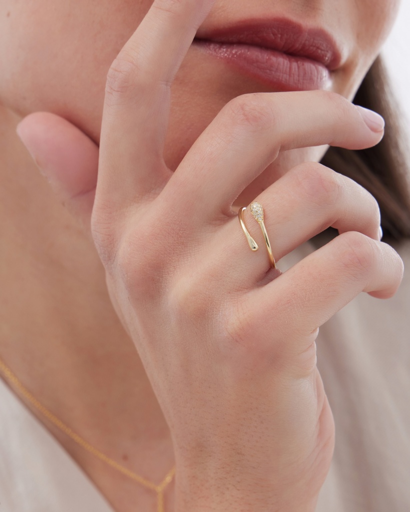 Anillo ajustable Lux cruzado gota con circonita blanca en Plata