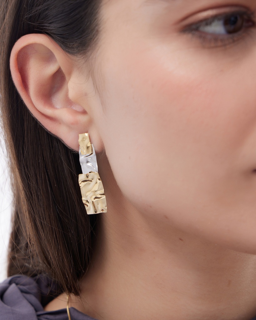 Pendientes largos Avenue rectángulo textura bicolor en Plata
