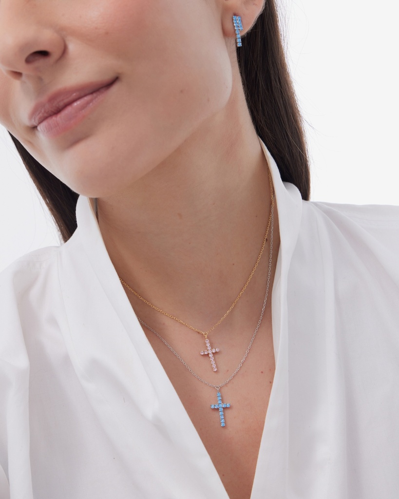 Collar corto Eau cruz con cristales riviere rosa en Plata baño Oro