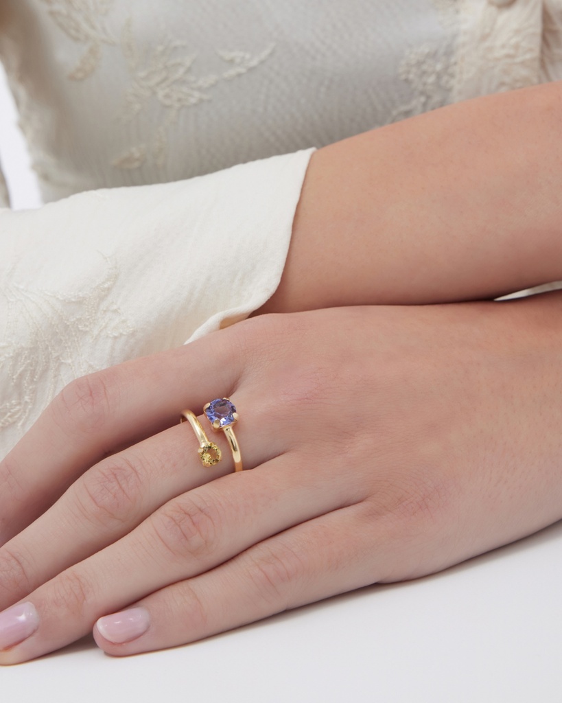 Anillo ajustable Fleur cruzado con cristal en Plata baño Oro