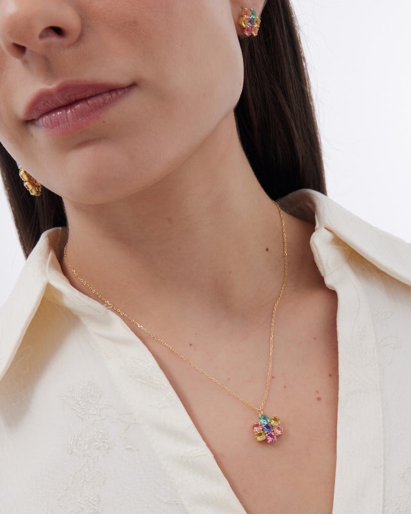 Pendientes cortos Fleur flor con cristal multicolor en Plata baño Oro