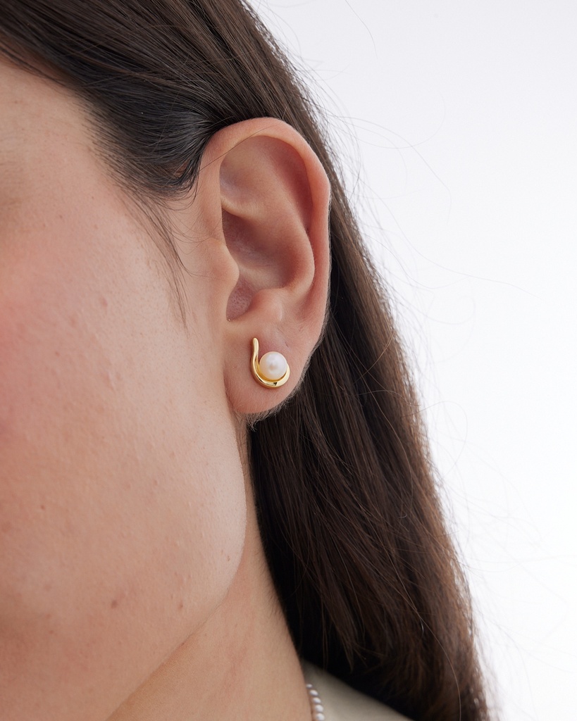 Pendientes botón Solene con perla cultivada en Plata baño Oro