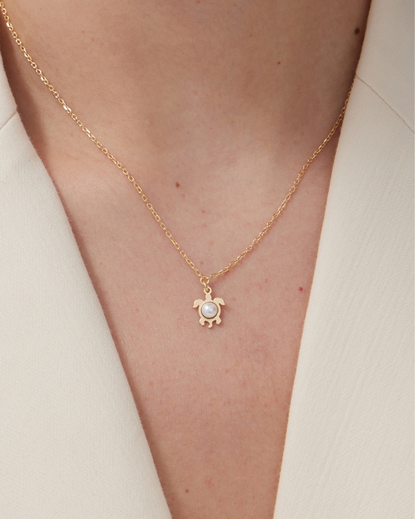 Collar corto Solene tortuga con perla en Plata baño Oro