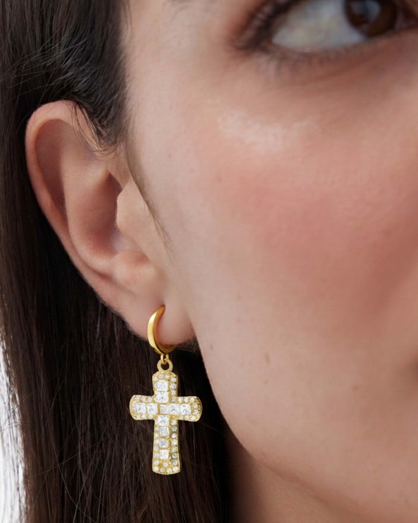 Pendientes aro click Lux cruz con circonita blanca en Plata