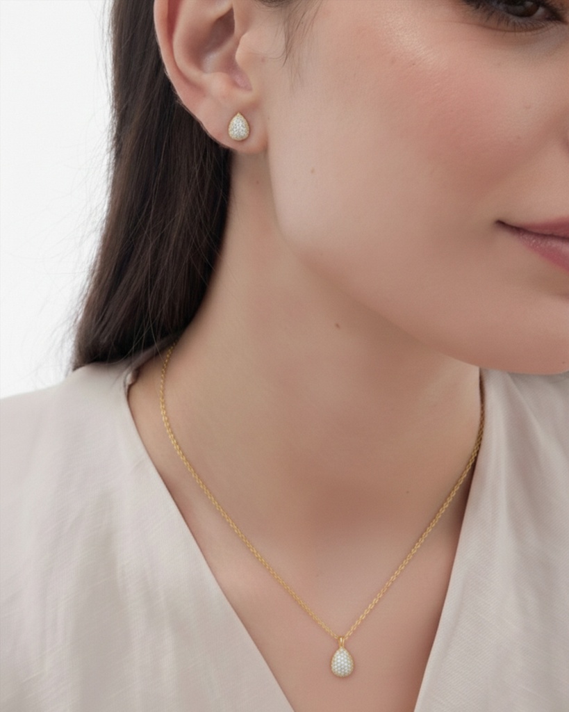 Collar corto Lux gota con circonita blanca en Plata